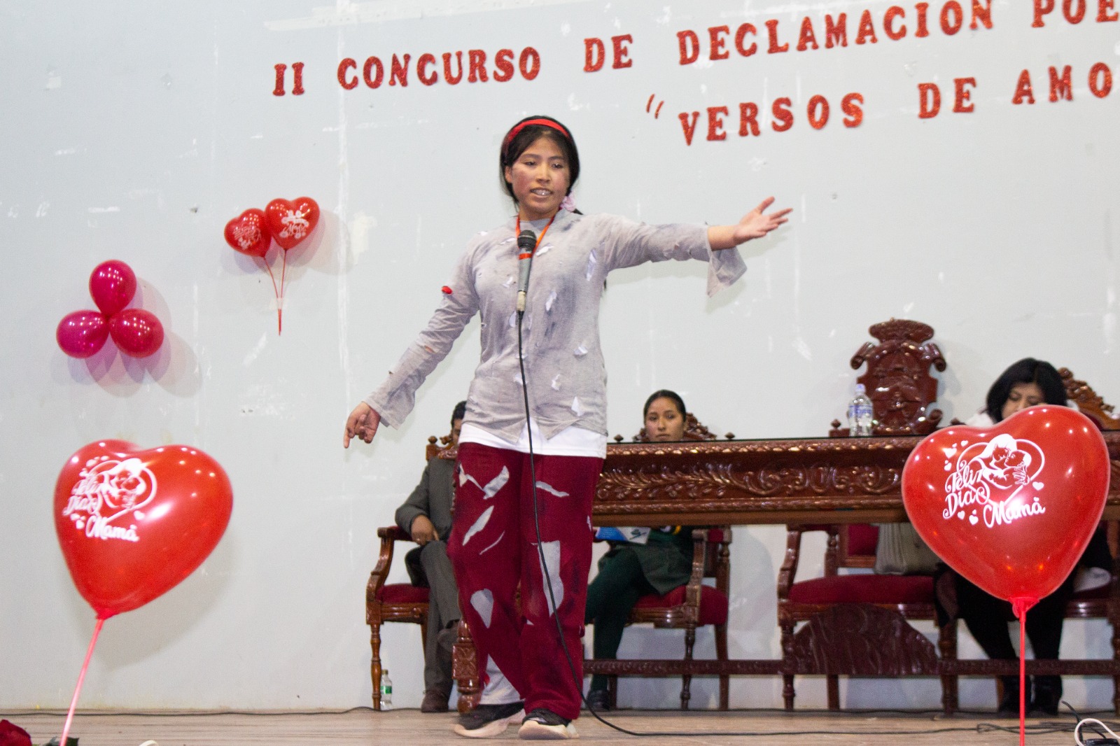 Juliaca: Municipalidad realiza concurso de declamación poética “Versos