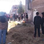 Pobladores enardecidos golpean a varón acusado de participar en robo de camioneta en Juliaca