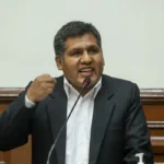 Parlamentario Jaime Quito cuestiona cambios electorales y advierte deterioro institucional en el país