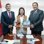 Antero Pimentel cuestiona reunión de alcalde de Juliaca con Keiko Fujimori y exige prisión preventiva en caso «Los Osos de la Corrupción»