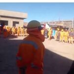 Obreros del hospital paralizan obra por falta de pagos y denuncian grave desfase financiero